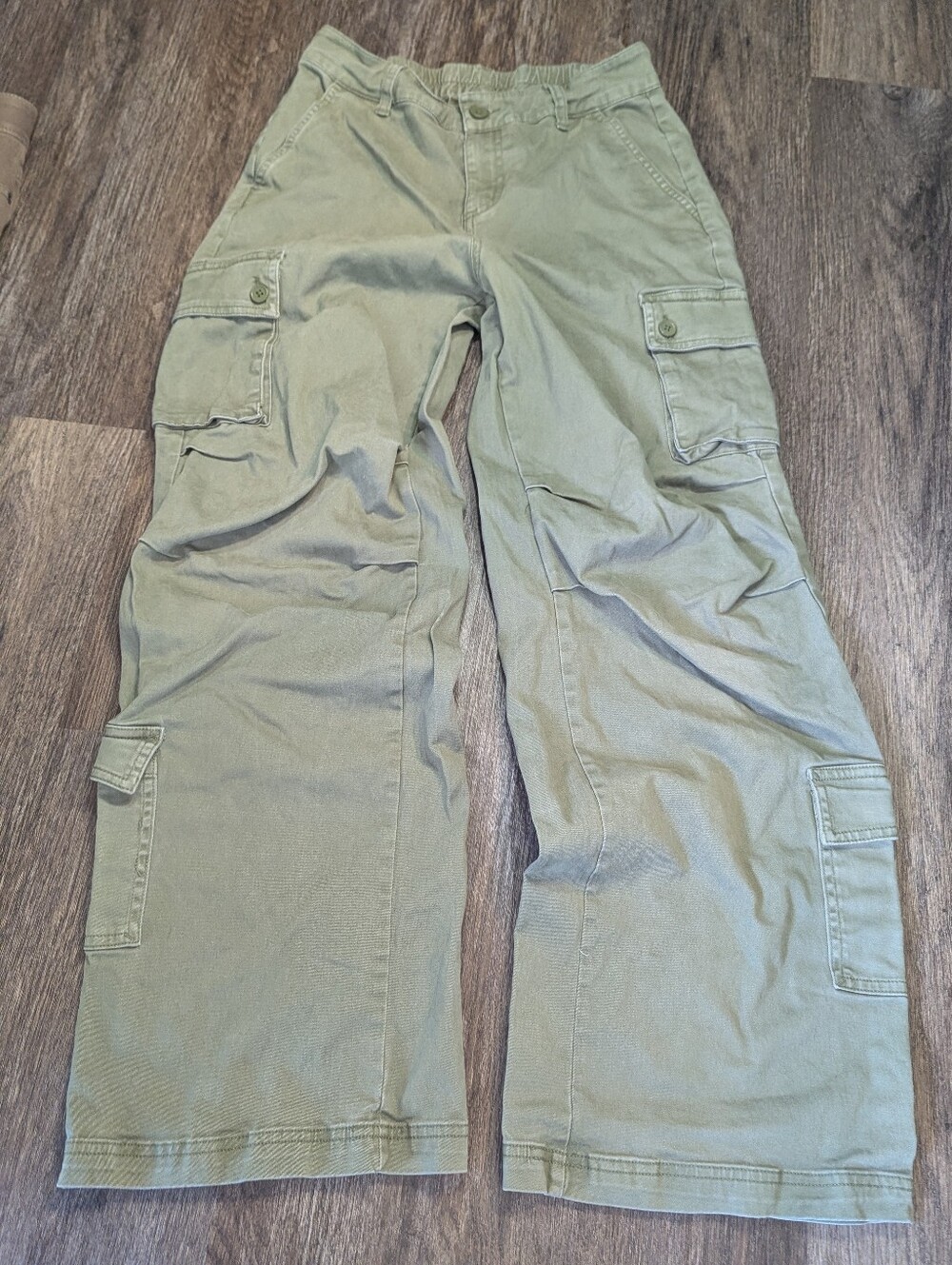 wild fable Women's Olive Green Cargo Pants with Flap Pockets Size Small